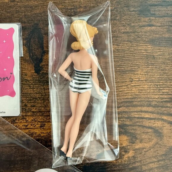 Official Pop Mart Barbie Style Icon 1959 Barbie Figure - Picture 5 of 5
